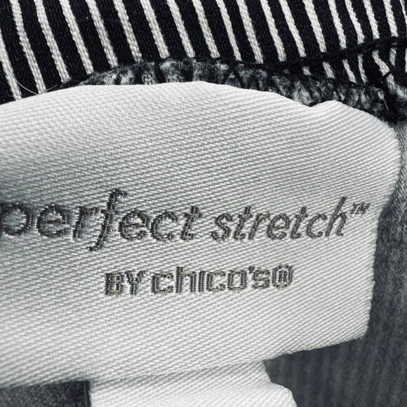 Chicos Perfect Stretch Shorts Womens 2 Large Short Black White Stripe Pull On - Picture 4 of 12